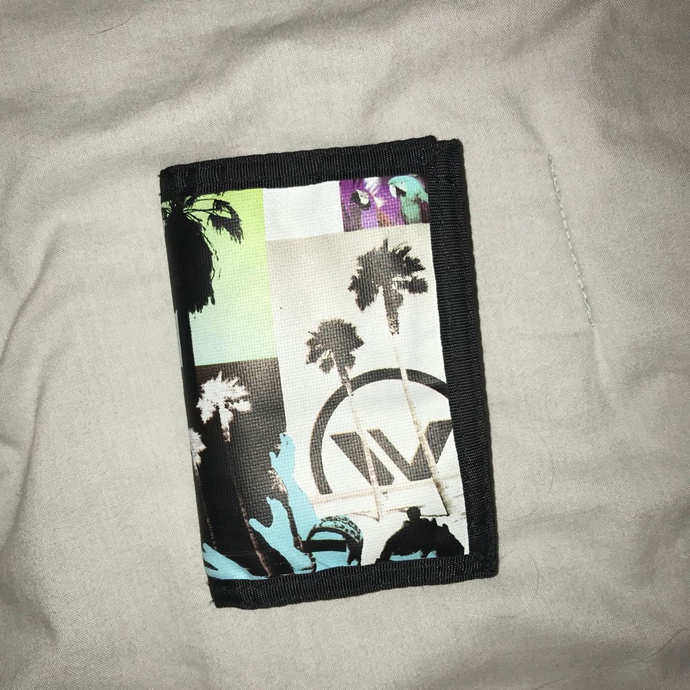 Shaun White brand Velcro wallet